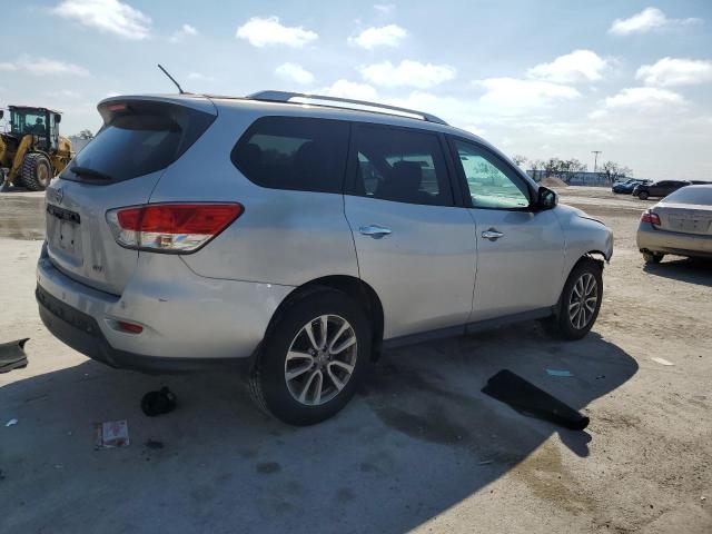 Photo 3 from auction – 2015 NISSAN PATHFINDER with VIN 5N1AR2MN4FC686395