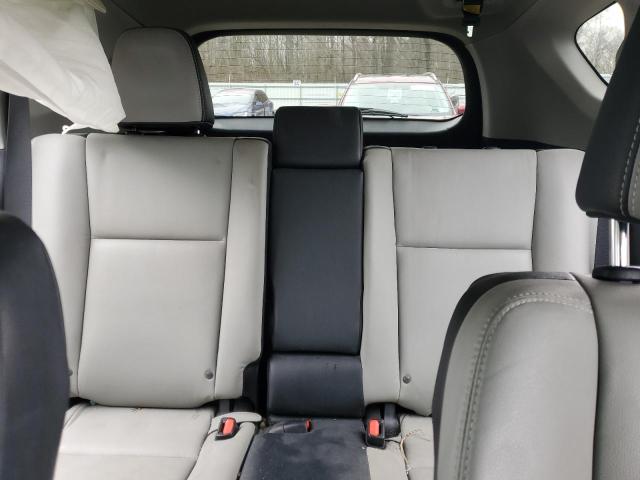 Снимка 10 от търг – 2017 TOYOTA RAV4 LIMIT с VIN 2T3DFREV5HW583777