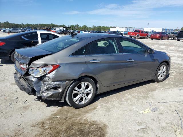Photo 3 from auction – 2012 HYUNDAI SONATA SE with VIN 5NPEC4AC2CH374467