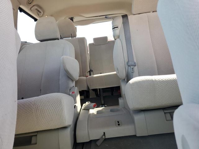 Photo 10 from auction – 2013 TOYOTA SIENNA LE with VIN 5TDKK3DC3DS330520