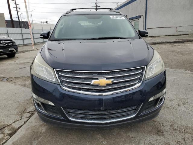 Photo 5 from auction – 2017 CHEVROLET TRAVERSE L with VIN 1GNKRGKD2HJ163625