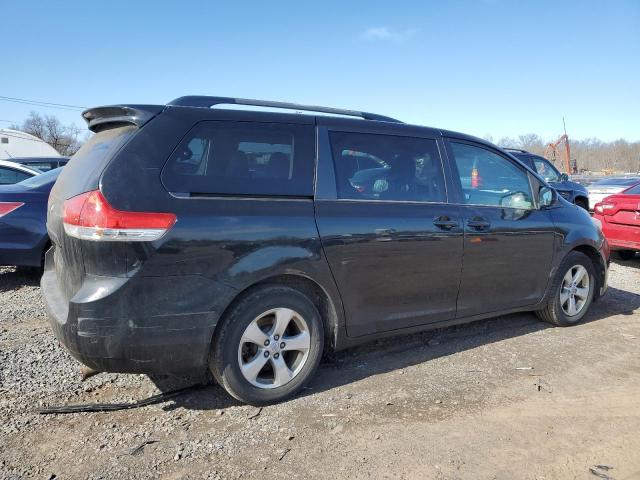 Photo 3 from auction – 2013 TOYOTA SIENNA LE with VIN 5TDKK3DC0DS391520