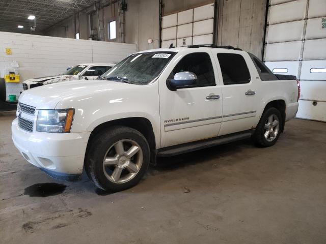 CHEVROLET AVALANCHE 2011 with VIN 3GNTKGE3XBG291907 - Photo from auction