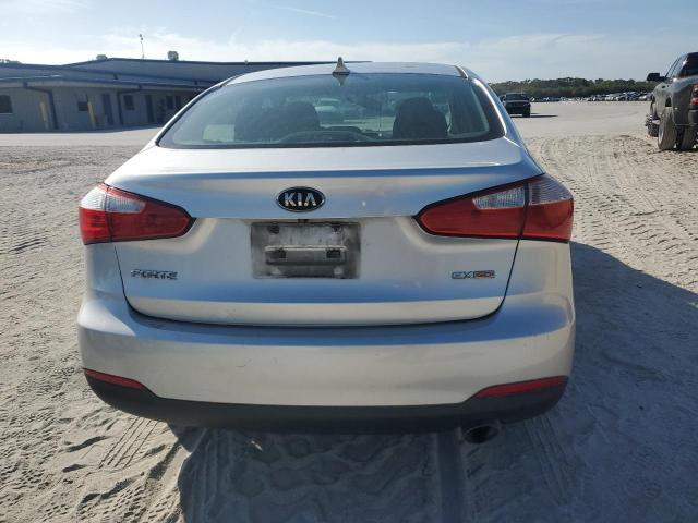 Photo 6 from auction – 2015 KIA FORTE EX with VIN KNAFX4A86F5283725