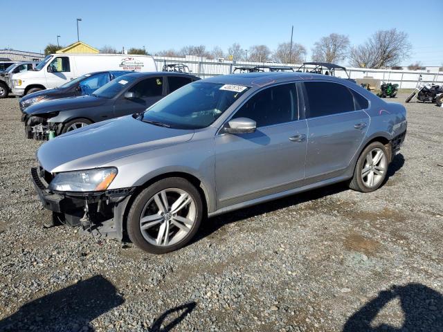 VOLKSWAGEN PASSAT SEL 2013 with VIN 1VWCN7A35DC039555 - Photo from auction