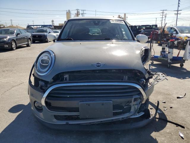 Снимка 5 от търг – 2020 MINI COOPER с VIN WMWXR3C05L2M09473