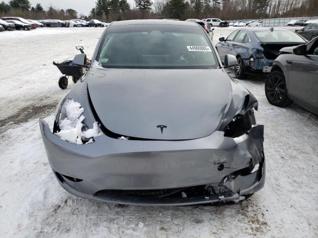 Снимка 5 от търг – 2024 TESLA MODEL Y с VIN 7SAYGAEE4RF199838