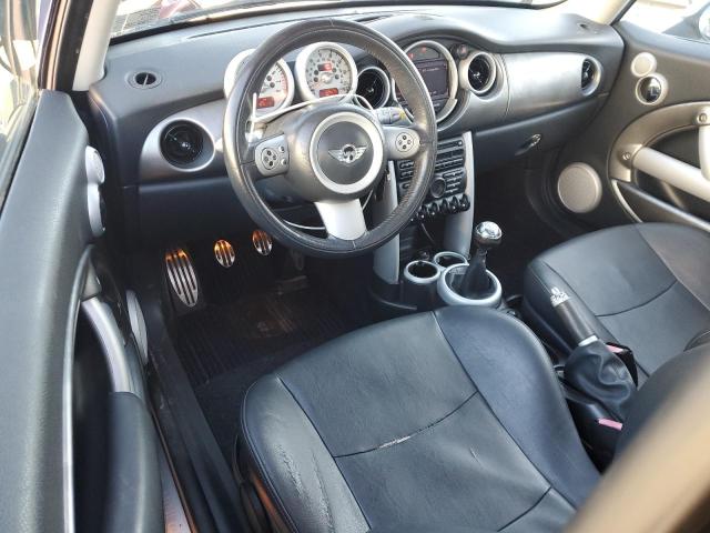 Photo 8 from auction – 2005 MINI COOPER S with VIN WMWRE33575TD99416