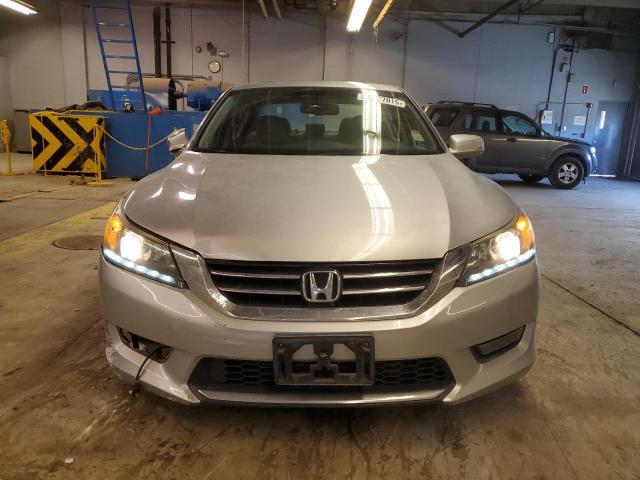 Photo 5 from auction – 2015 HONDA ACCORD EXL with VIN 1HGCR3F85FA013137