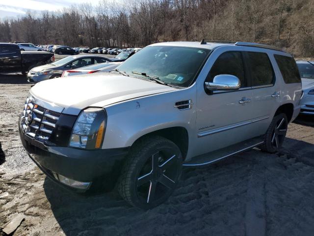 CADILLAC ESCALADE L 2010 مع رقم تعريف المركبة 1GYUKBEF9AR280352 - صورة من المزاد