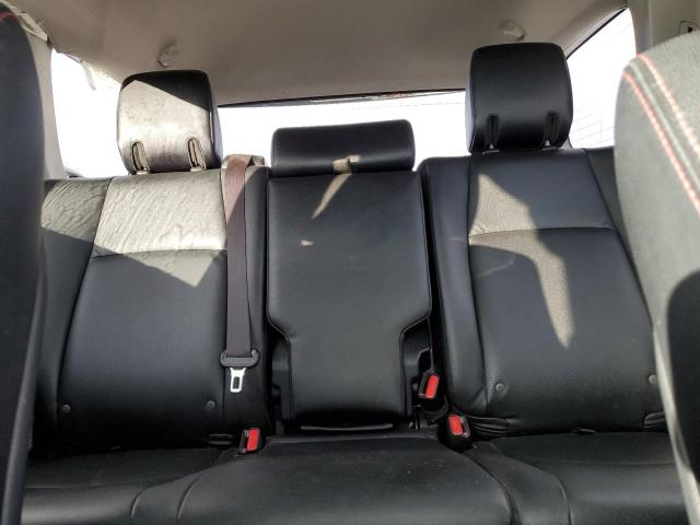 Photo 10 from auction – 2018 TOYOTA 4RUNNER SR with VIN JTEBU5JR2J5506288