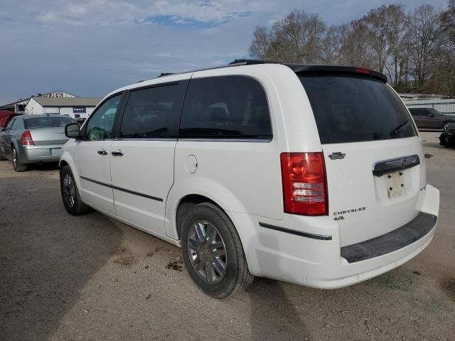 Photo 2 from auction – 2010 CHRYSLER TOWN & COU with VIN 2A4RR6DXXAR149041