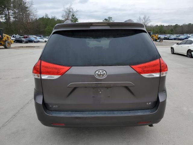 Photo 6 from auction – 2014 TOYOTA SIENNA LE with VIN 5TDKK3DCXES491447