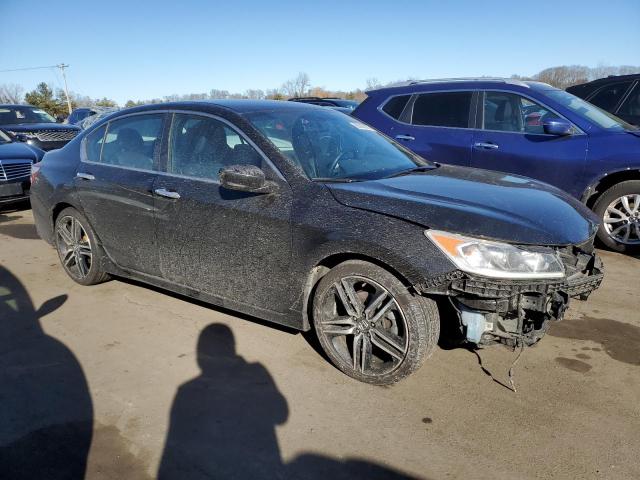 Photo 4 from auction – 2017 HONDA ACCORD SPO with VIN 1HGCR2F14HA040118