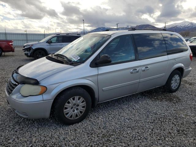 CHRYSLER TOWN & COU 2006 with VIN 2A4GP44R76R793445 - Photo from auction