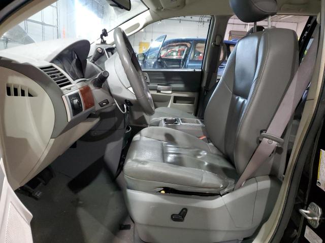 Photo 7 from auction – 2008 CHRYSLER TOWN & COU with VIN 2A8HR54P08R671952
