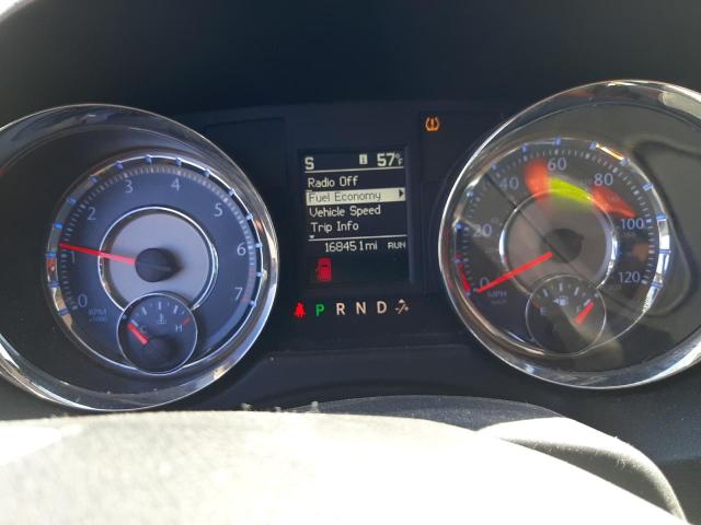 Photo 9 from auction – 2015 CHRYSLER TOWN & COU with VIN 2C4RC1BG8FR610208