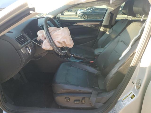 Photo 7 from auction – 2015 VOLKSWAGEN PASSAT S with VIN 1VWAS7A36FC103881