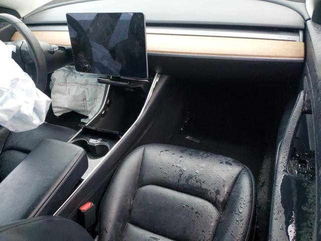 Photo 8 from auction – 2019 TESLA MODEL 3 with VIN 5YJ3E1EB0KF481533