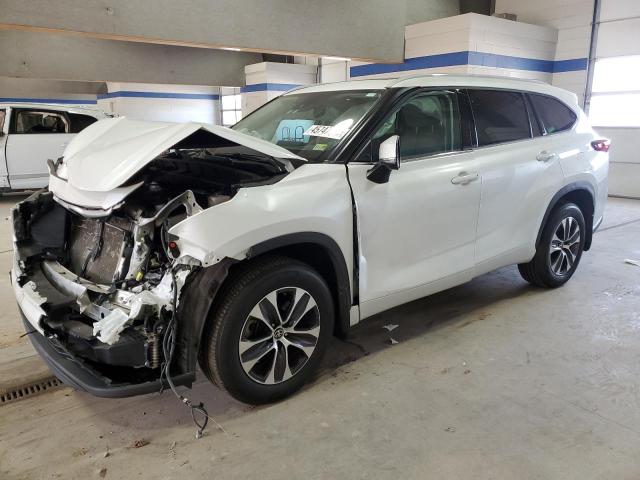 TOYOTA HIGHLANDER 2022 with VIN 5TDGZRBH7NS247290 - Photo from auction