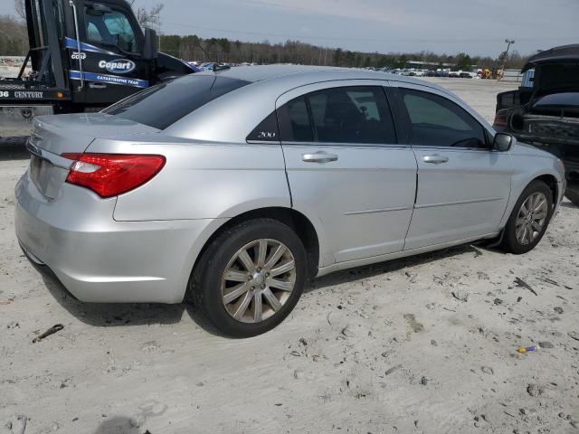 Photo 3 from auction – 2012 CHRYSLER 200 LX with VIN 1C3CCBAB3CN191327