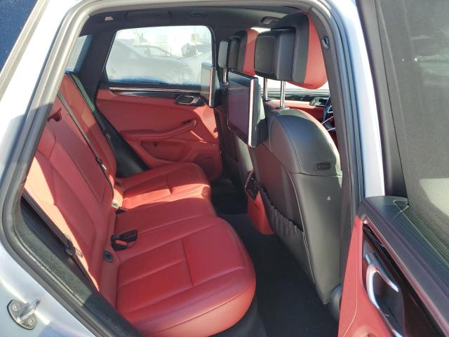 Photo 10 from auction – 2016 PORSCHE MACAN S with VIN WP1AB2A55GLB44431