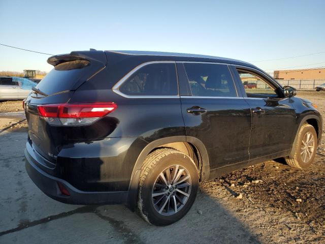 Photo 3 from auction – 2017 TOYOTA HIGHLANDER with VIN 5TDJZRFH9HS459483