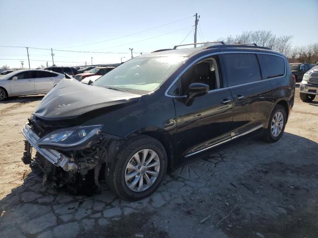 CHRYSLER PACIFICA T 2017 with VIN 2C4RC1BG2HR795858 - Photo from auction