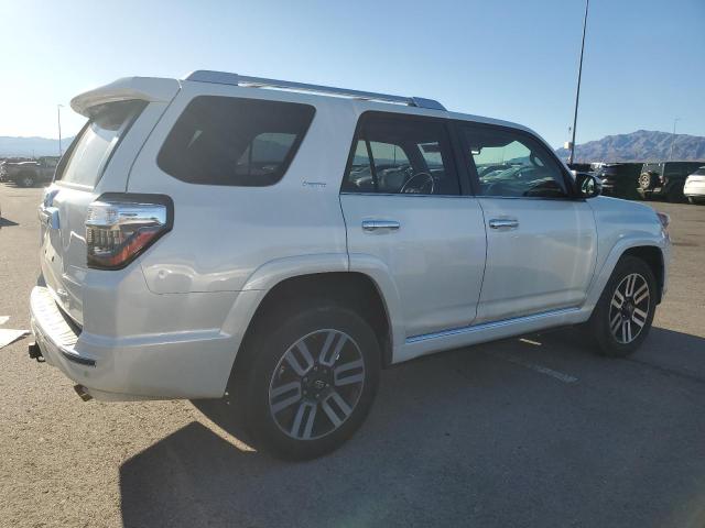 Photo 3 from auction – 2017 TOYOTA 4RUNNER SR with VIN JTEBU5JR9H5453325