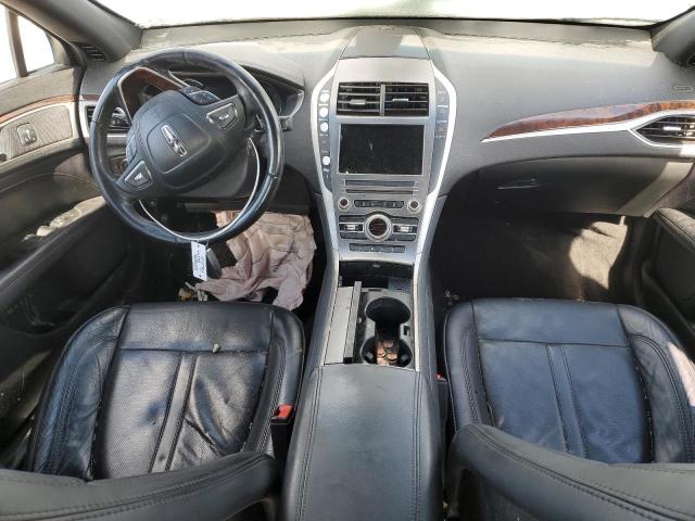 Photo 8 from auction – 2017 LINCOLN MKZ RESERV with VIN 3LN6L5F97HR631324