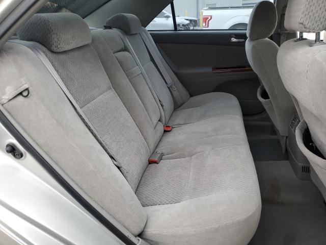 Photo 10 from auction – 2004 TOYOTA CAMRY LE with VIN 4T1BE30K04U867762