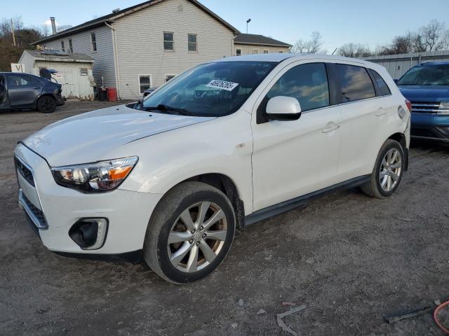 MITSUBISHI OUTLANDER 2015 with VIN 4A4AR4AU6FE013701 - Photo from auction