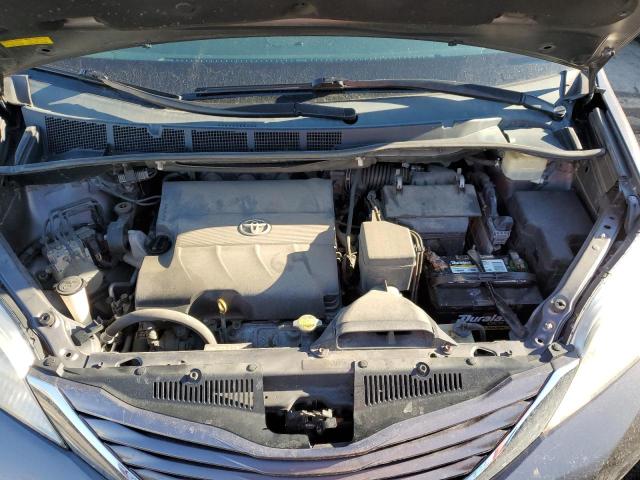 Photo 12 from auction – 2016 TOYOTA SIENNA LE with VIN 5TDKK3DC0GS715750