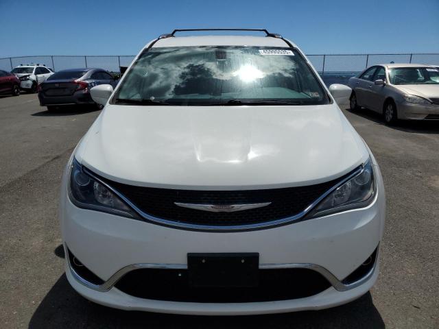 Photo 5 from auction – 2017 CHRYSLER PACIFICA T with VIN 2C4RC1EG3HR643941