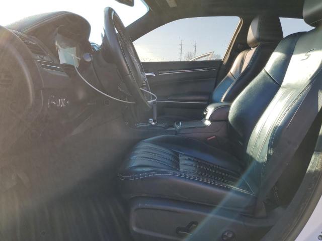 Photo 7 from auction – 2019 CHRYSLER 300 S with VIN 2C3CCAGGXKH538284
