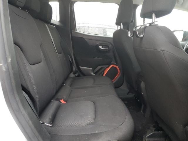 Photo 11 from auction – 2018 JEEP RENEGADE S with VIN ZACCJBAB0JPH48622