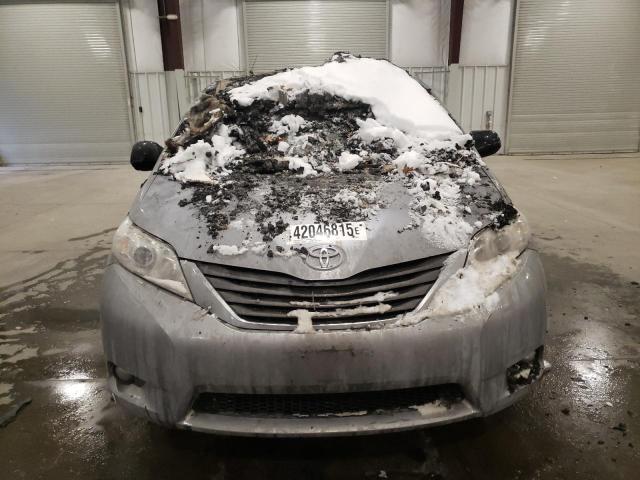 Photo 5 from auction – 2013 TOYOTA SIENNA XLE with VIN 5TDDK3DC3DS060505