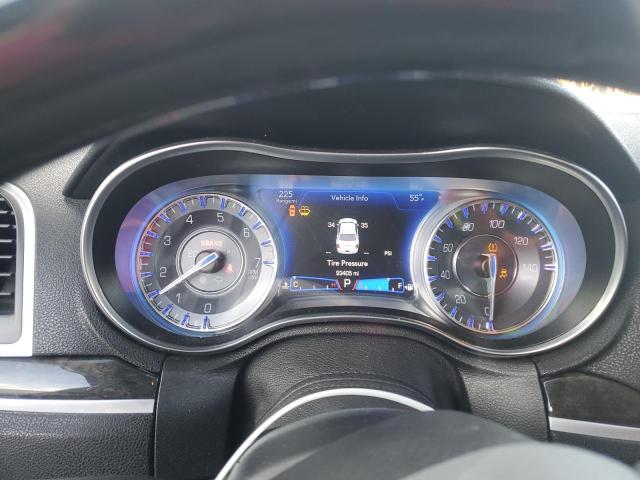 Photo 9 from auction – 2019 CHRYSLER 300 LIMITE with VIN 2C3CCAEGXKH689693