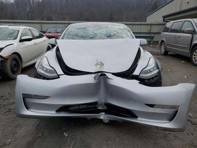 Photo 5 from auction – 2018 TESLA MODEL 3 with VIN 5YJ3E1EA7JF015264