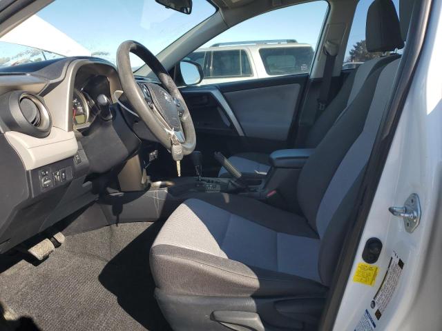 Photo 7 from auction – 2014 TOYOTA RAV4 LE with VIN JTMBFREV5ED069119