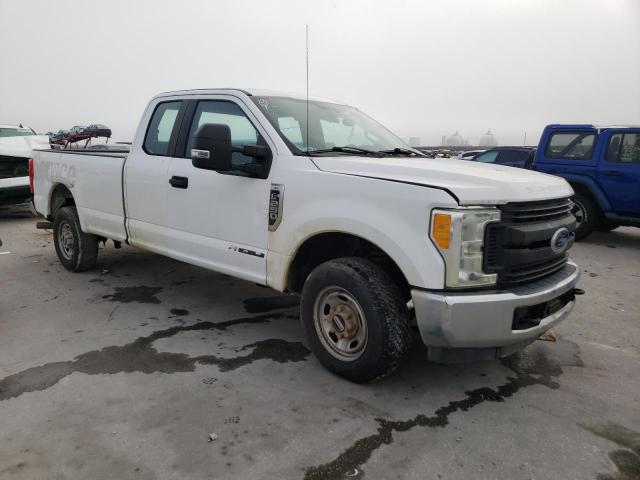Photo 4 from auction – 2017 FORD F250 SUPER with VIN 1FT7X2A61HEC90630
