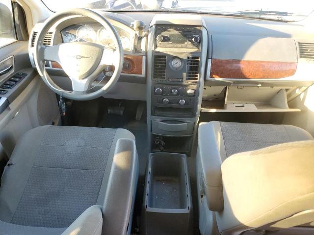 Photo 8 from auction – 2008 CHRYSLER TOWN & COU with VIN 2A8HR54P38R754162
