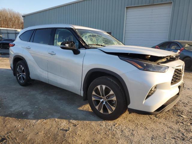 Photo 4 from auction – 2022 TOYOTA HIGHLANDER with VIN 5TDGZRBH0NS246319