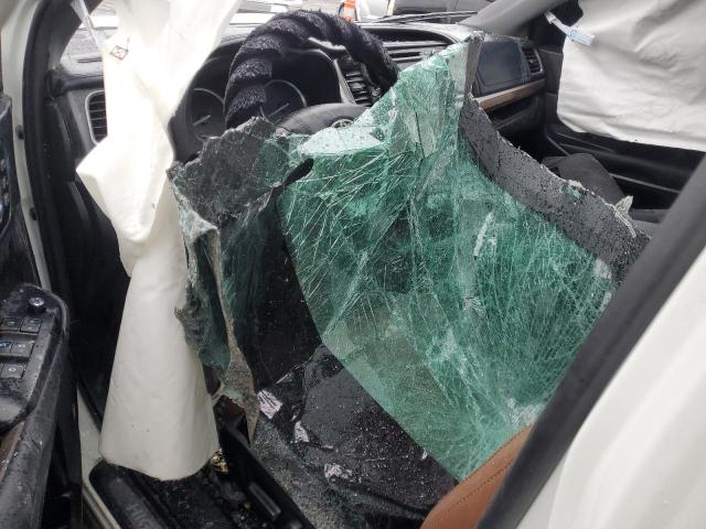 Photo 8 from auction – 2019 TOYOTA HIGHLANDER with VIN 5TDYZRFH3KS318284