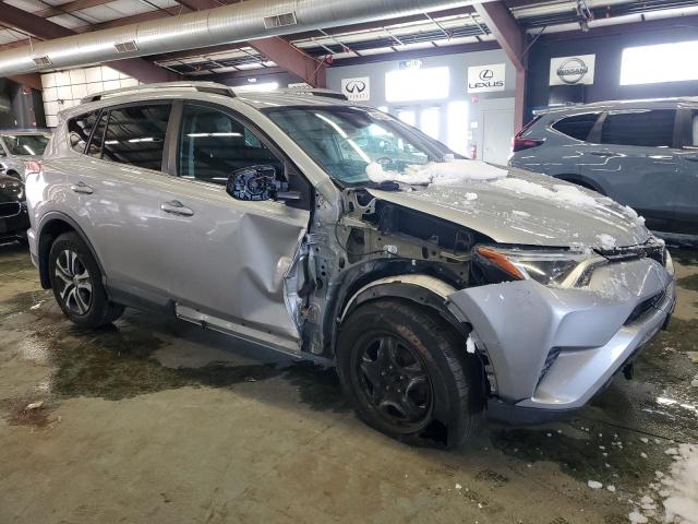 Photo 4 from auction – 2018 TOYOTA RAV4 LE with VIN 2T3BFREV9JW711662