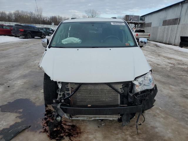 Photo 5 from auction – 2016 CHRYSLER TOWN & COU with VIN 2C4RC1JG1GR254218