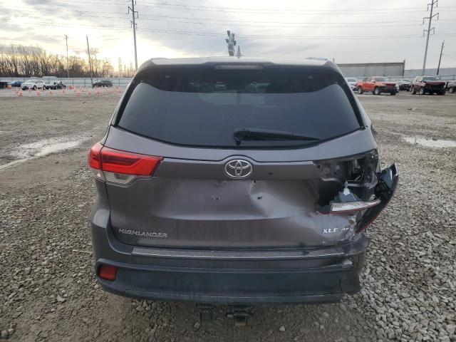 Photo 6 from auction – 2018 TOYOTA HIGHLANDER with VIN 5TDJZRFH3JS498737