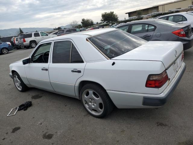 Photo 2 from auction – 1992 MERCEDES-BENZ 400 E with VIN WDBEA34E9NB732177
