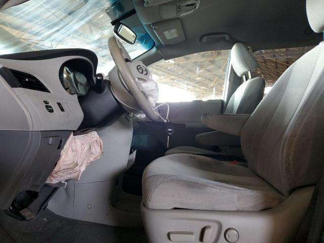 Photo 7 from auction – 2012 TOYOTA SIENNA LE with VIN 5TDKK3DC6CS223833