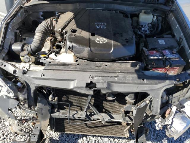 Photo 12 from auction – 2005 TOYOTA 4RUNNER SR with VIN JTEBU14R658030913